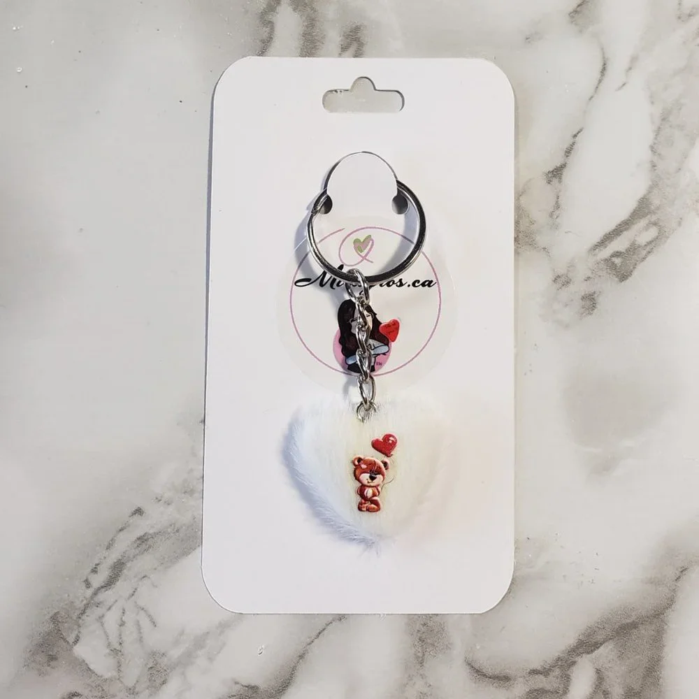 Mini Heart Keychain - Picture 5 of 6